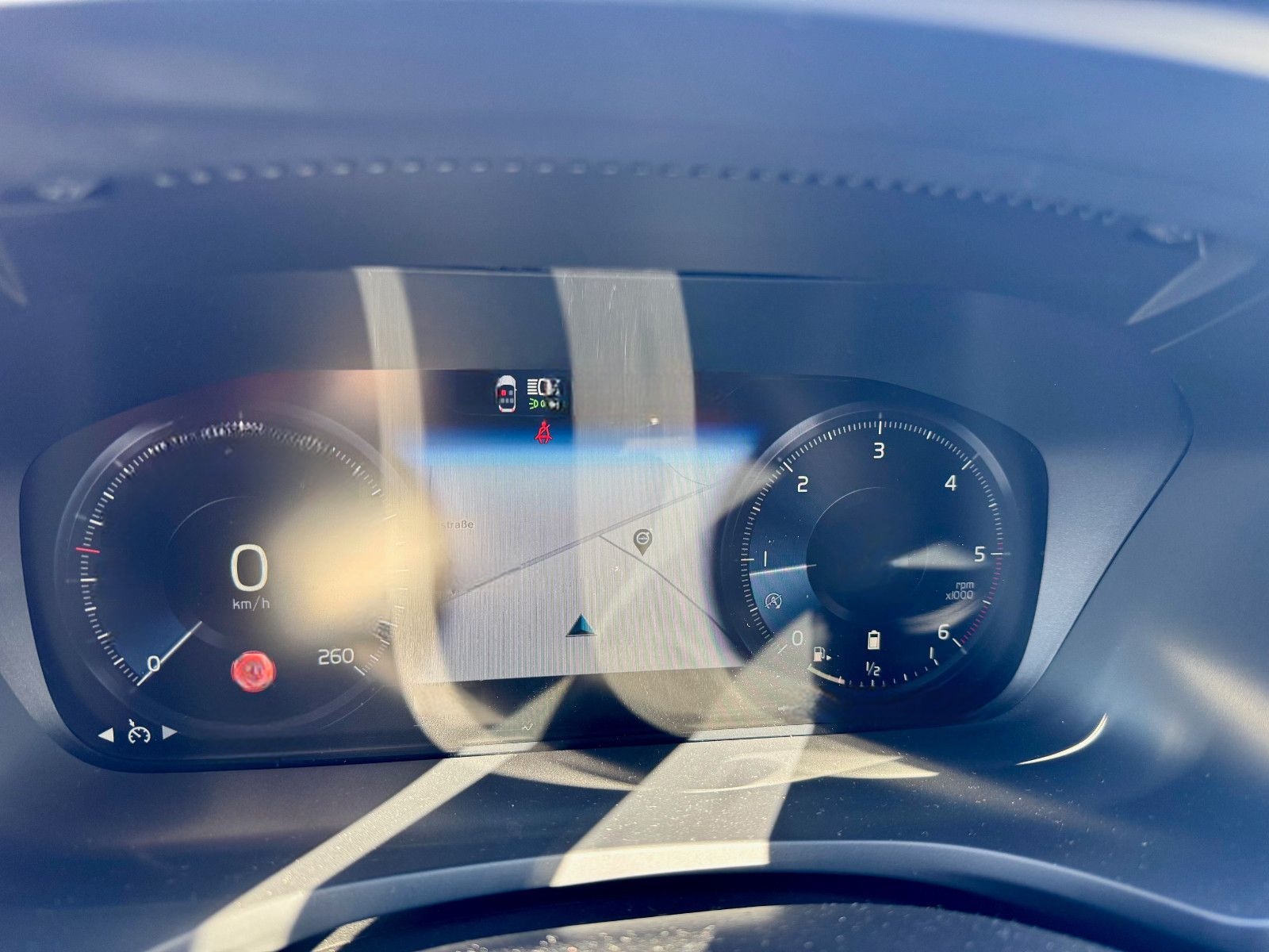 Volvo V60 B4 Diesel Kombi R-Design 8-Gang foto 16