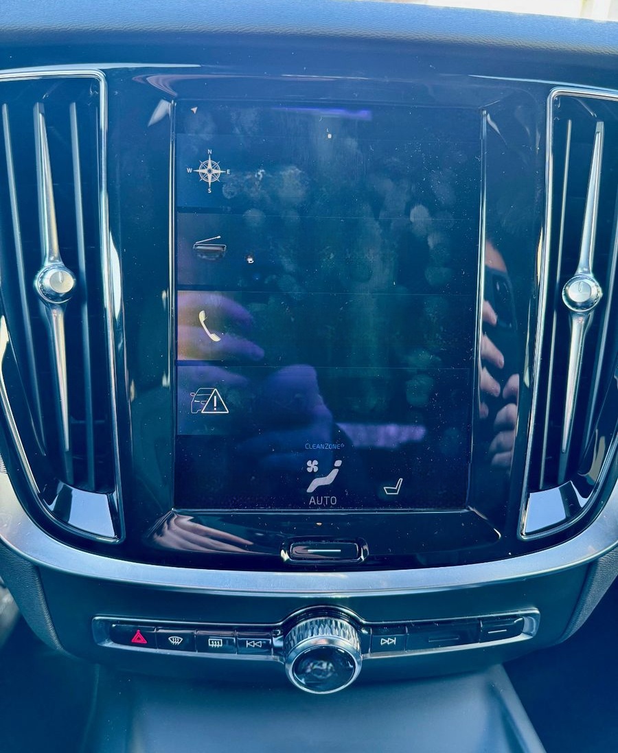 Volvo V60 B4 Diesel Kombi R-Design 8-Gang foto 17