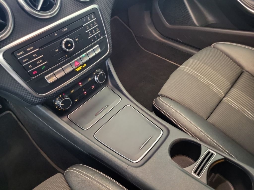 Mercedes-Benz A 250 BlueEfficiency Urban AUTOMATIK NAV LED SIT foto 17