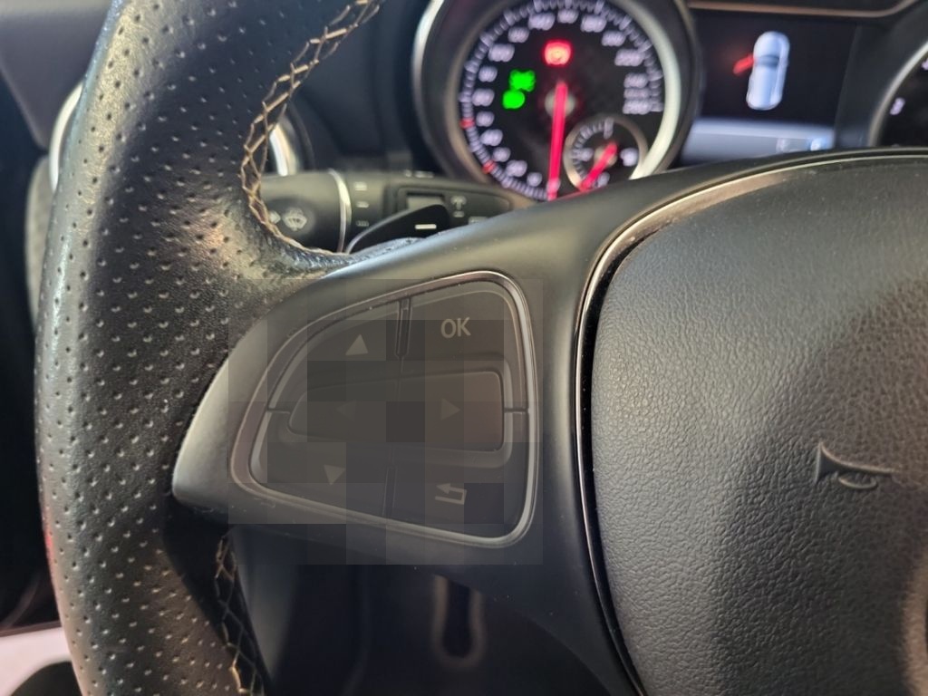 Mercedes-Benz A 250 BlueEfficiency Urban AUTOMATIK NAV LED SIT foto 19