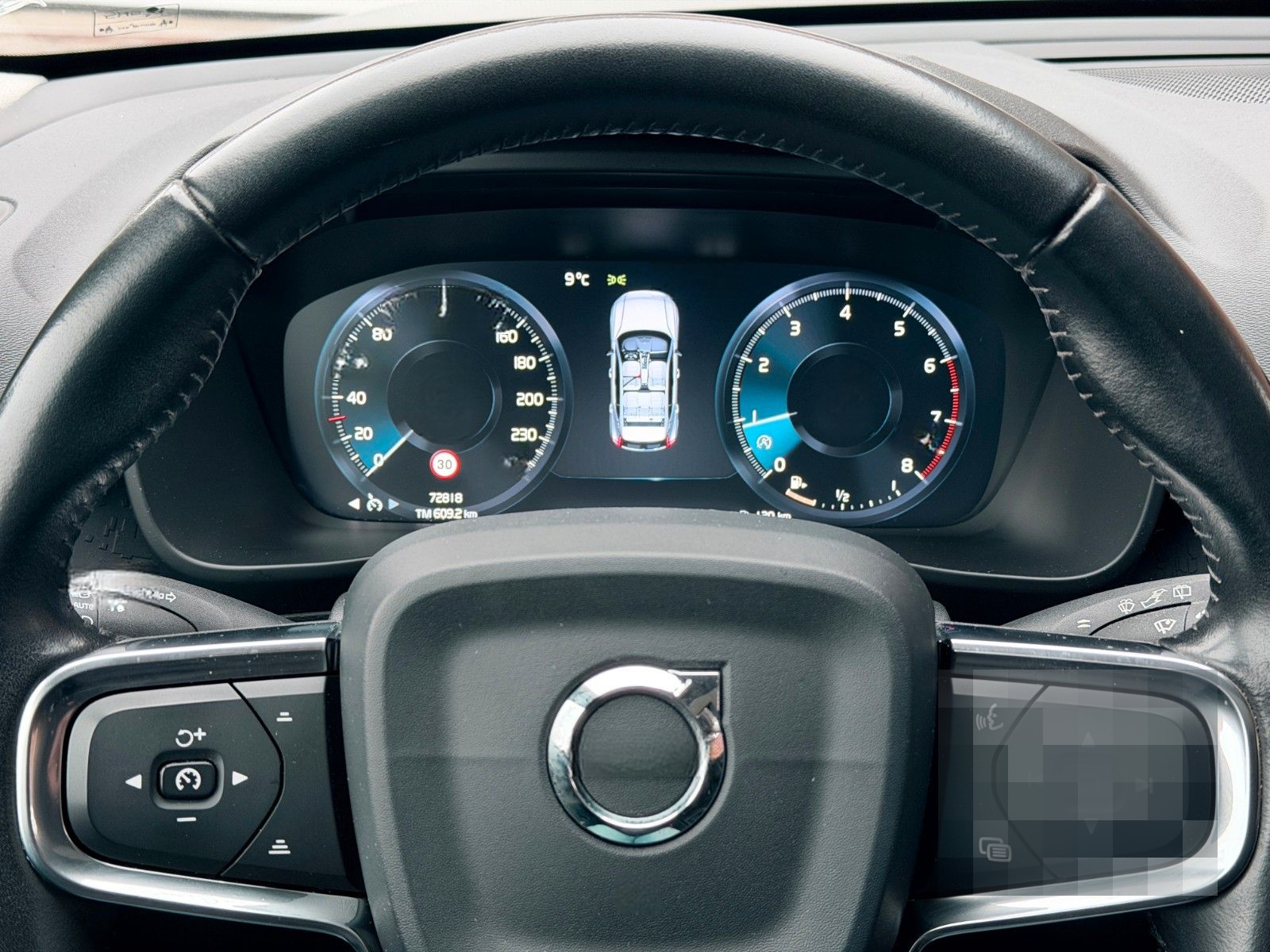 Volvo XC40 Momentum AHK*PANO*LED foto 20