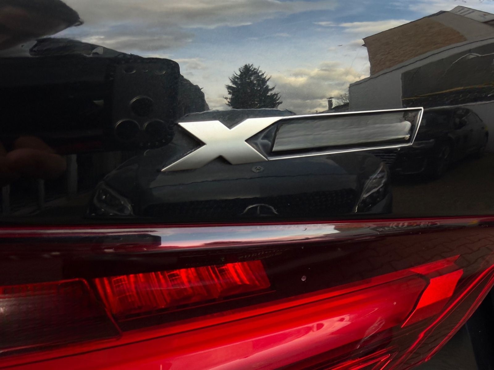 BMW M135 i xDrive Limousine / HEAD UP - LEDER foto 16