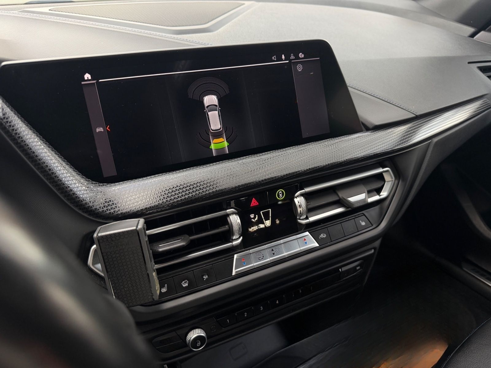 BMW M135 i xDrive Limousine / HEAD UP - LEDER foto 6