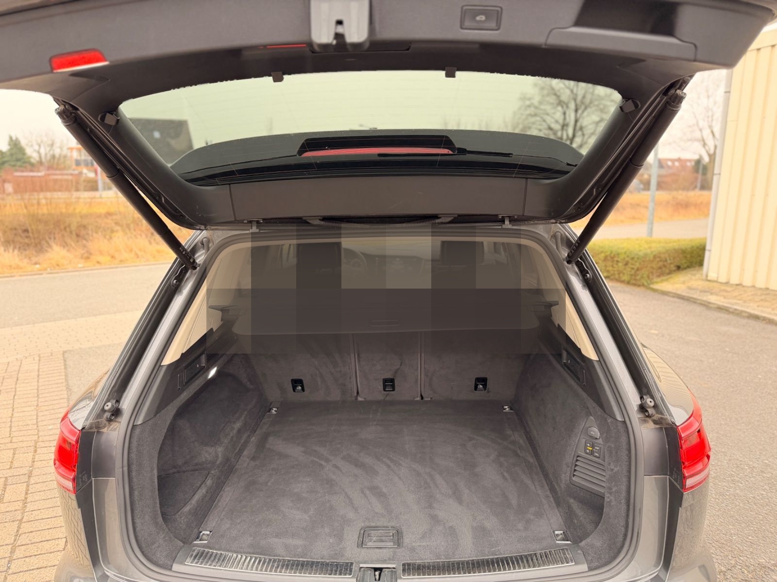 Volkswagen Touareg 3.0TDI Tip. 4Motion*LED*Luft*AHK*Kamera* foto 15