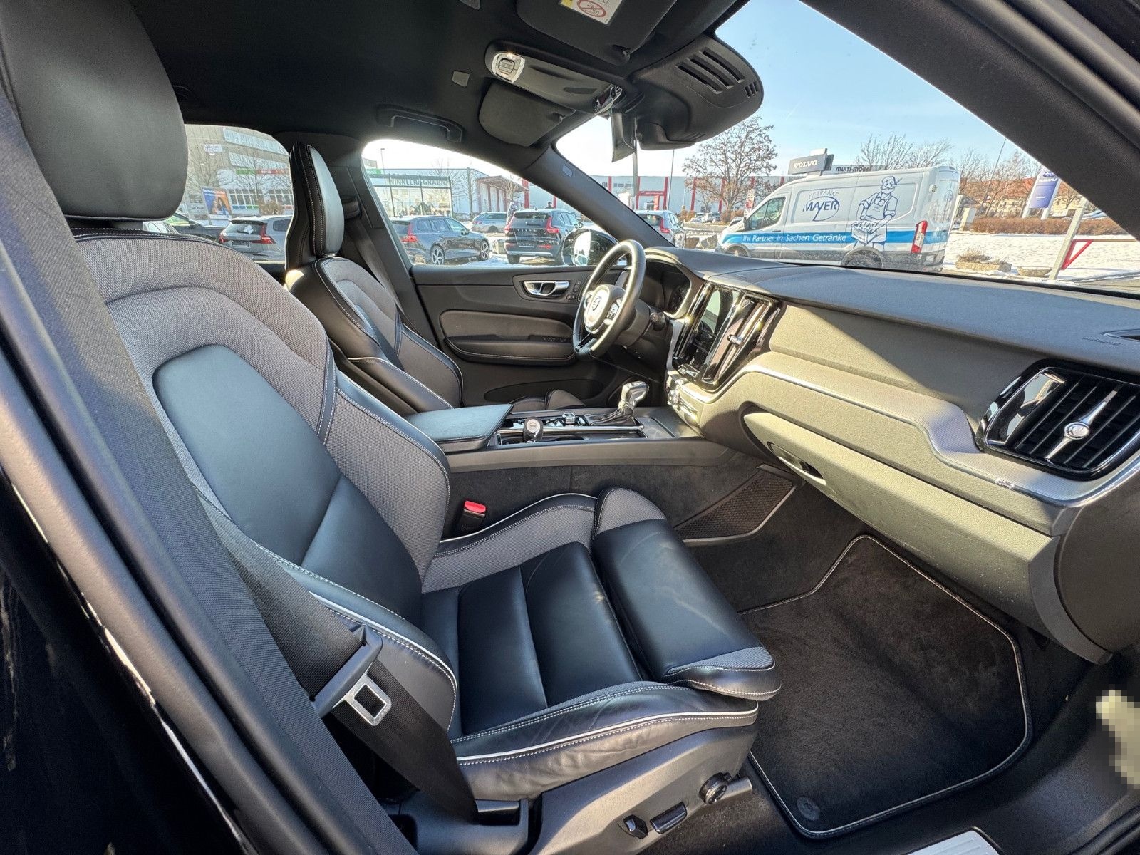Volvo XC60 D4 8-Gang R Design foto 14