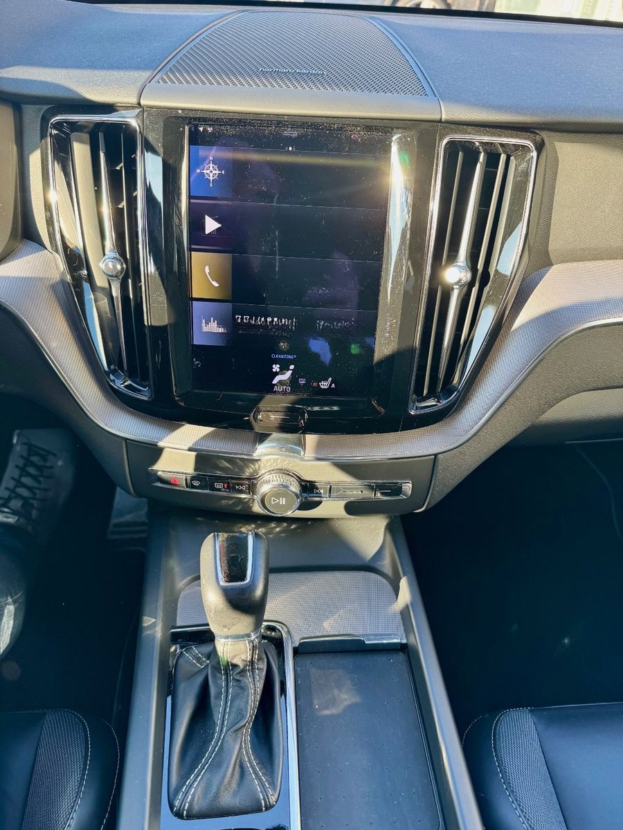 Volvo XC60 D4 8-Gang R Design foto 18