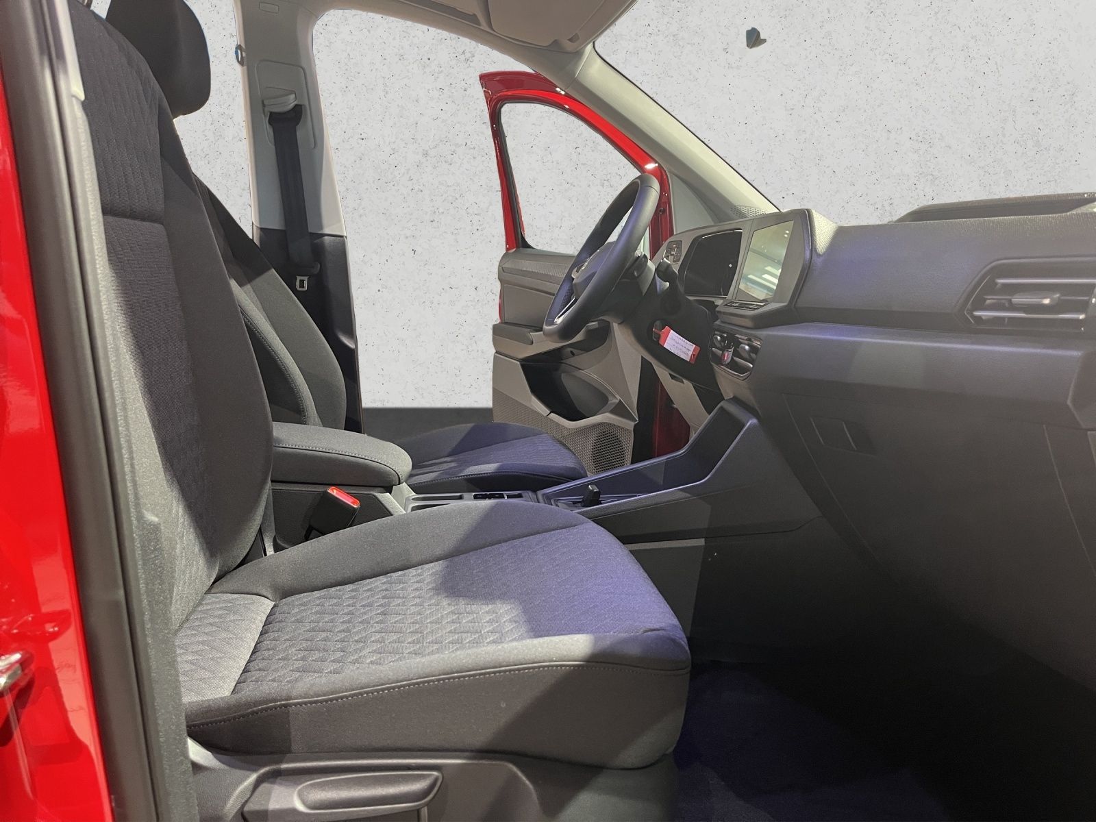 Volkswagen Caddy Life 5-Sitzer Motor: 1,5 l TSI EU6 85 kW G foto 12
