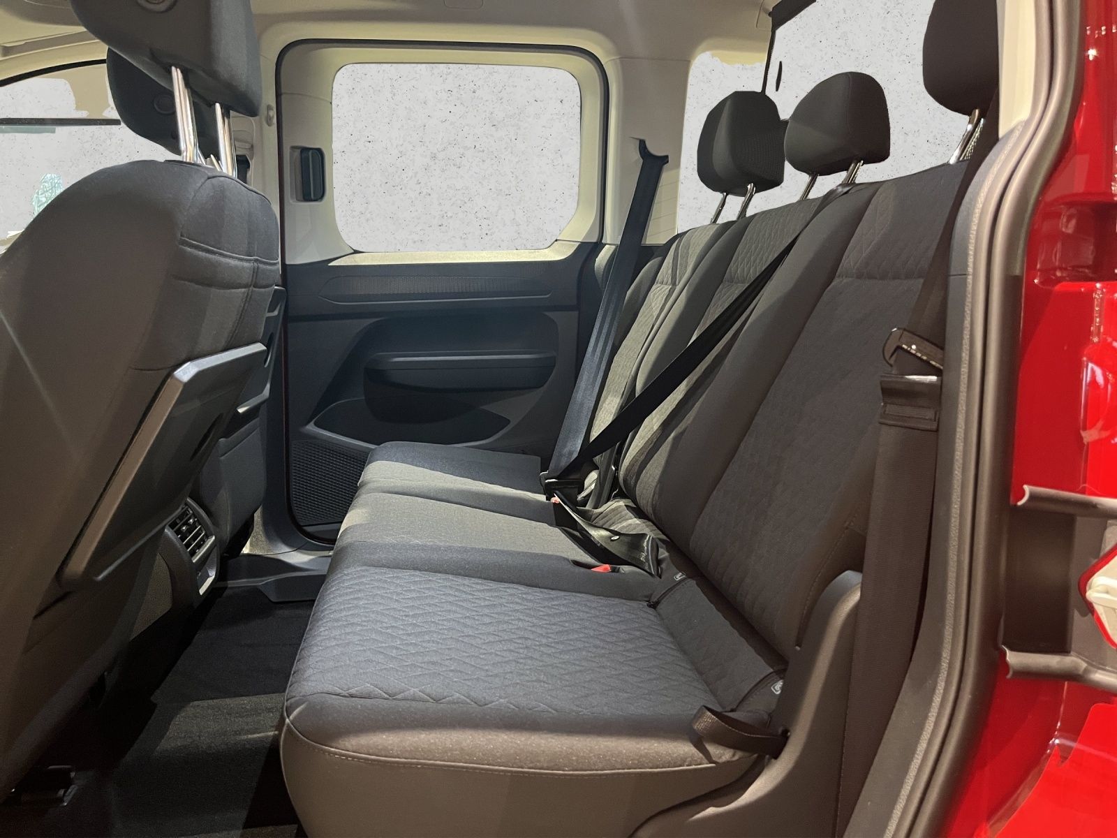 Volkswagen Caddy Life 5-Sitzer Motor: 1,5 l TSI EU6 85 kW G foto 10