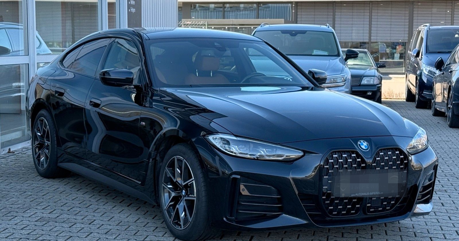 BMW 420d xDr M SPORT LEDER+STNDHZ+ACC+LCPROF+H&K+19" foto 3