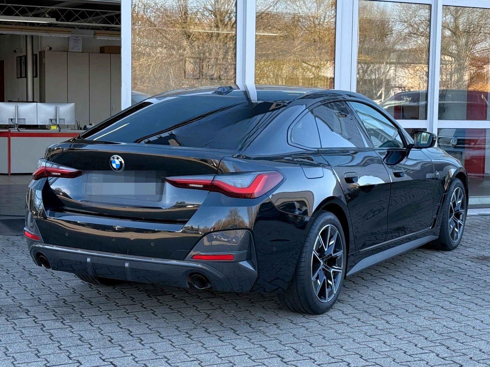 BMW 420d xDr M SPORT LEDER+STNDHZ+ACC+LCPROF+H&K+19" foto 6