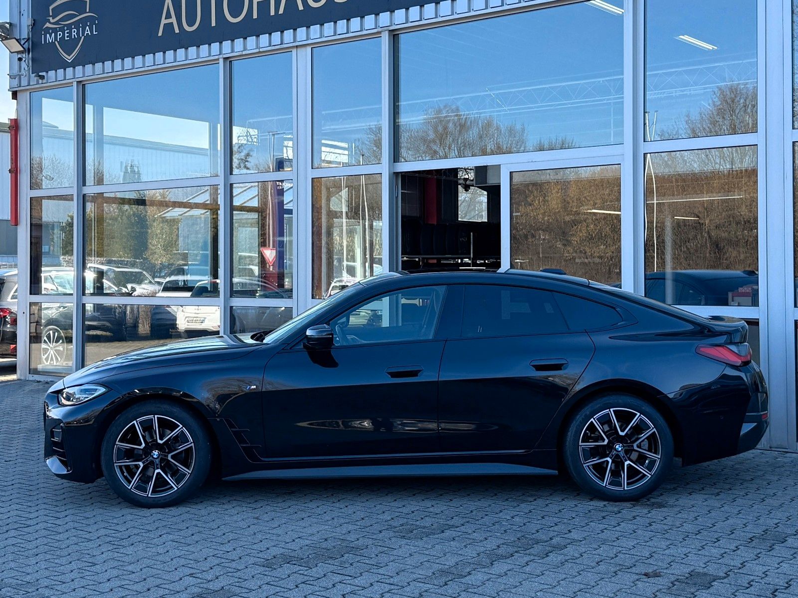 BMW 420d xDr M SPORT LEDER+STNDHZ+ACC+LCPROF+H&K+19" foto 7