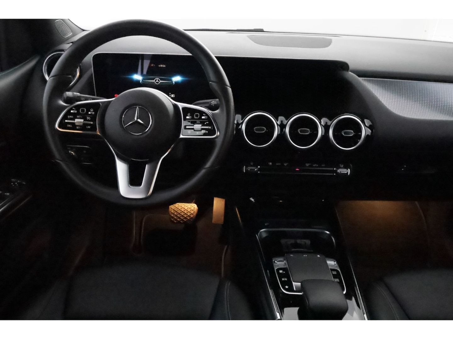 Mercedes-Benz B 200 d 8G-DCT Progressive+LED+NAVI+AHK+TEMPO foto 18