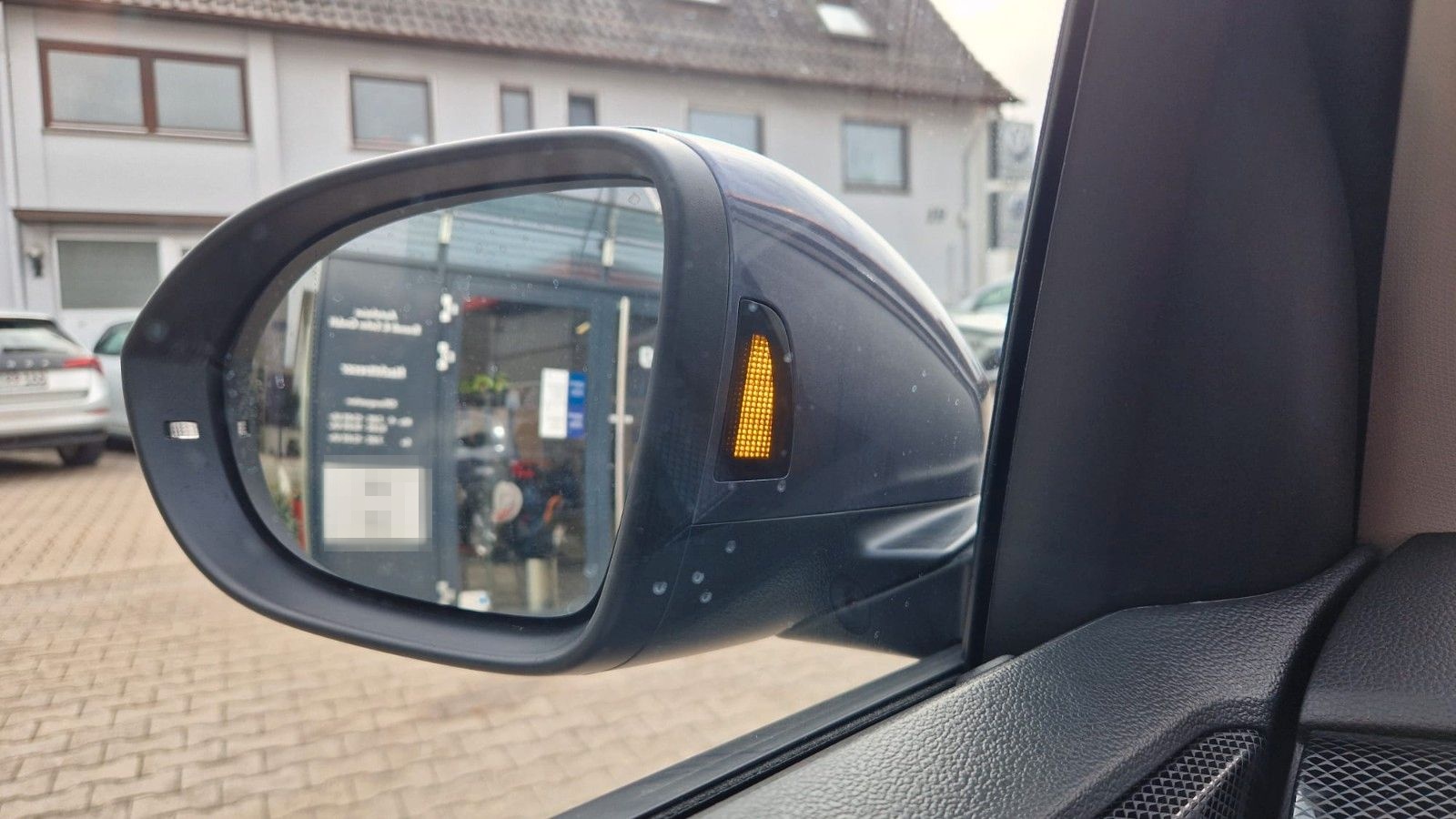Volkswagen T-Cross 1.0 TSI 85 kW Life | TotW | R*CAM | 3 J. foto 19