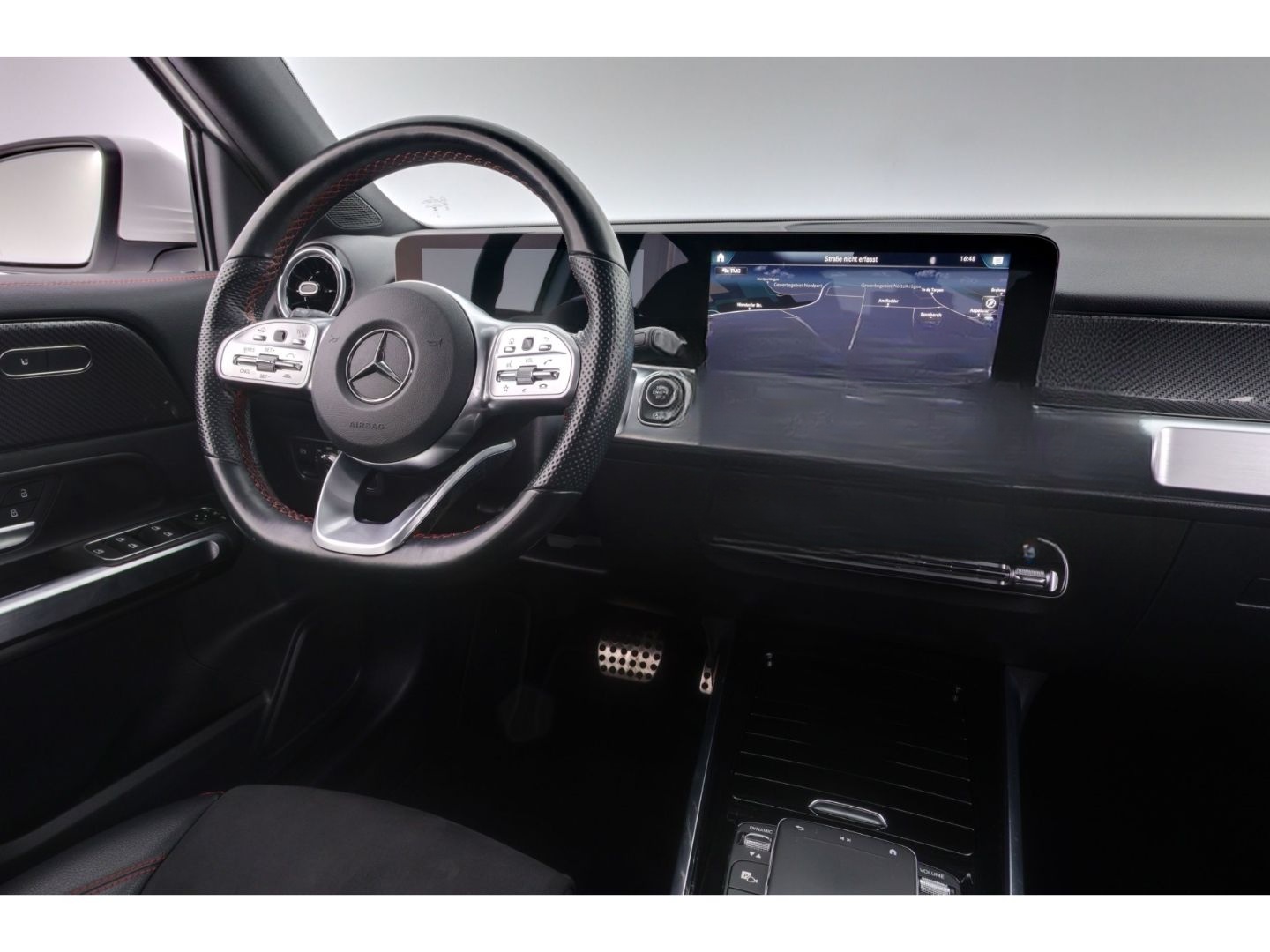 Mercedes-Benz GLB 220 d 4M 8G-DCT AMG Line+LED+NAVI+KAMERA+AHK foto 13