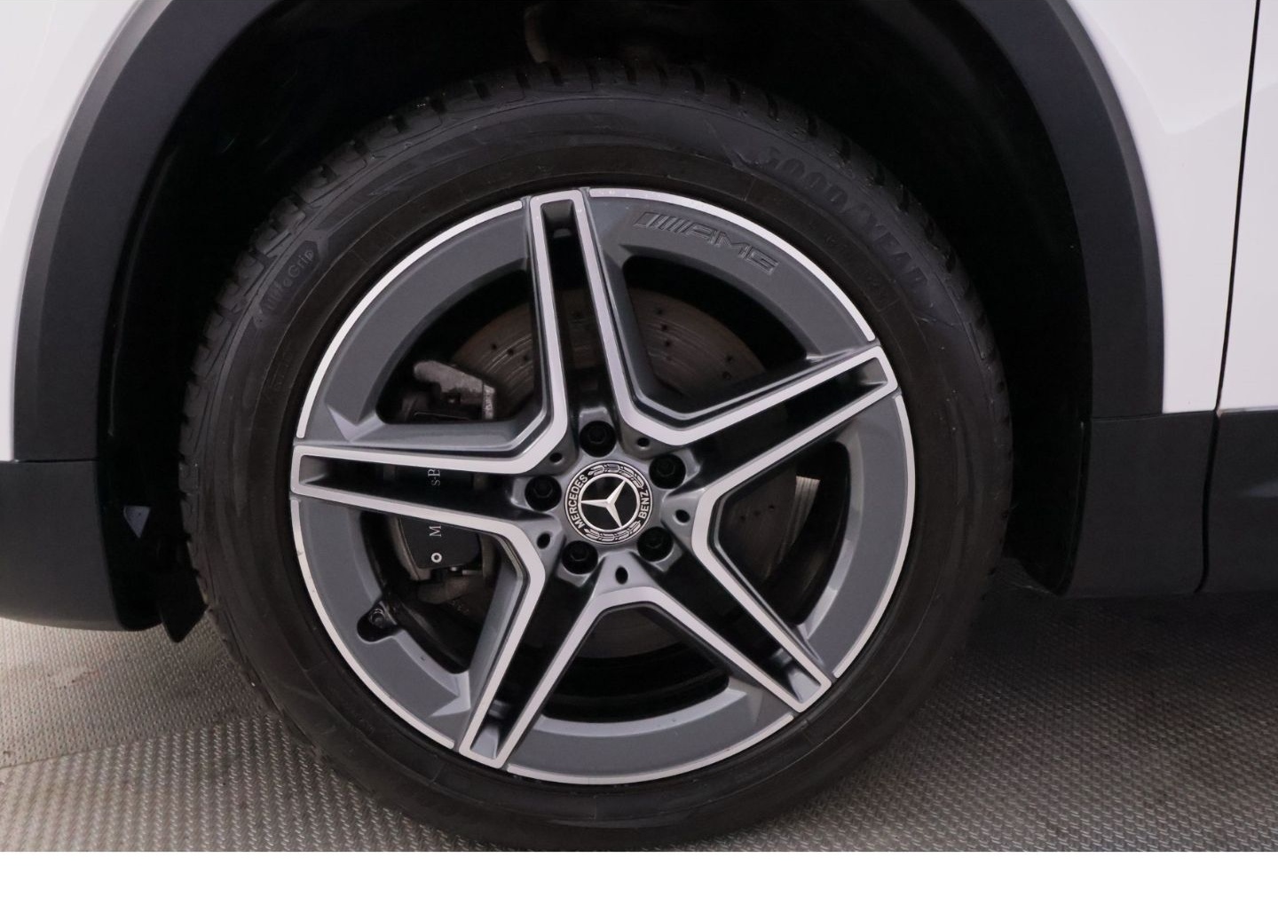 Mercedes-Benz GLB 220 d 4M 8G-DCT AMG Line+LED+NAVI+KAMERA+AHK foto 15