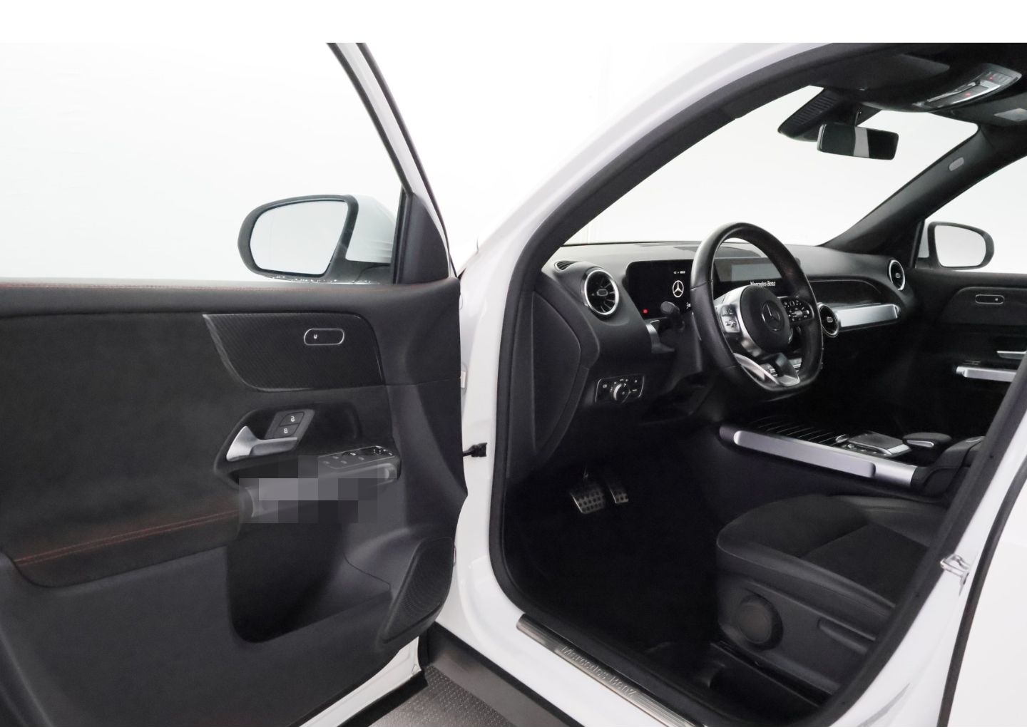 Mercedes-Benz GLB 220 d 4M 8G-DCT AMG Line+LED+NAVI+KAMERA+AHK foto 16