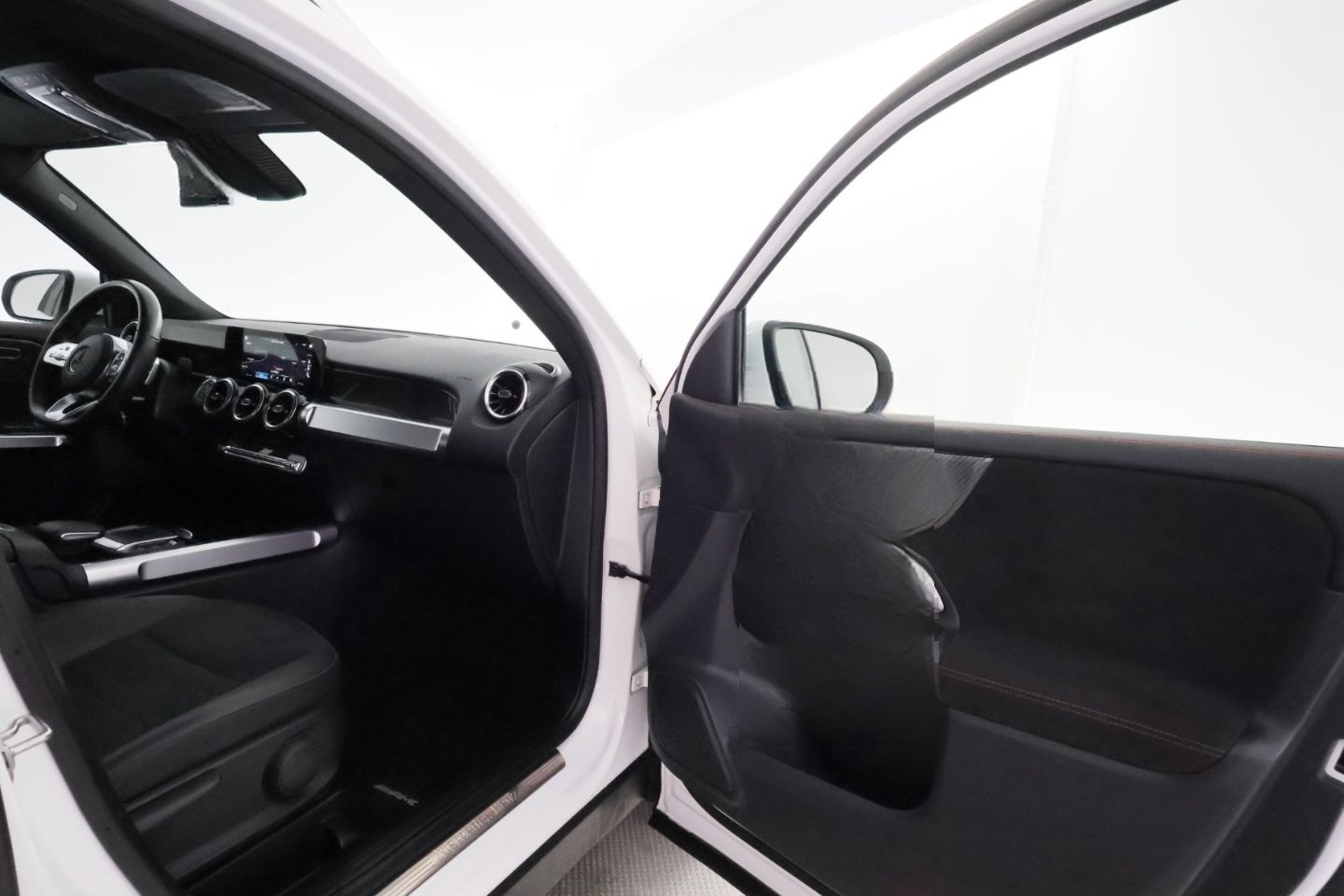 Mercedes-Benz GLB 220 d 4M 8G-DCT AMG Line+LED+NAVI+KAMERA+AHK foto 22