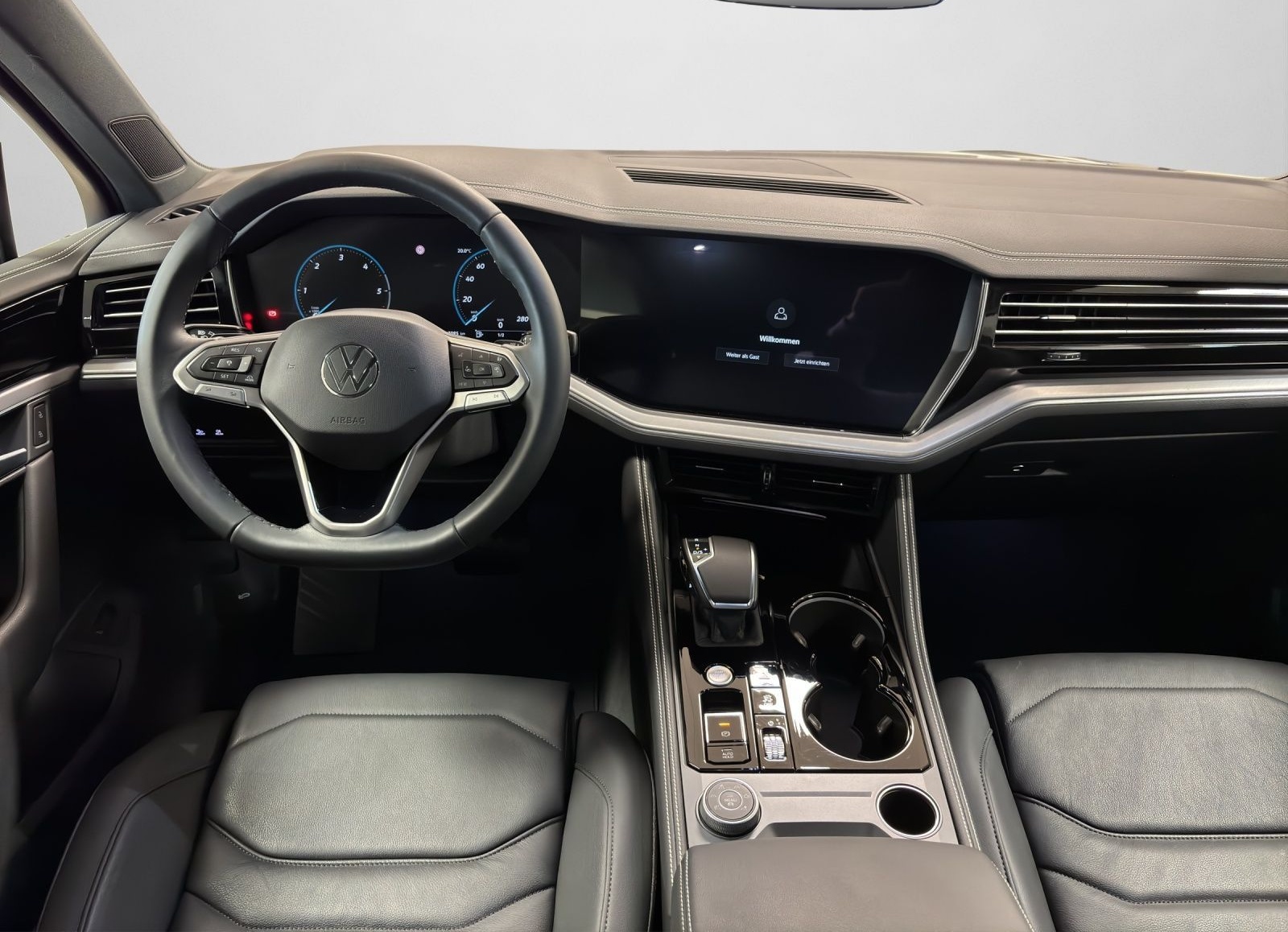 Volkswagen Touareg 3.0 V6 TDI NAVI AHK APP LEDER ACC 90 l foto 3