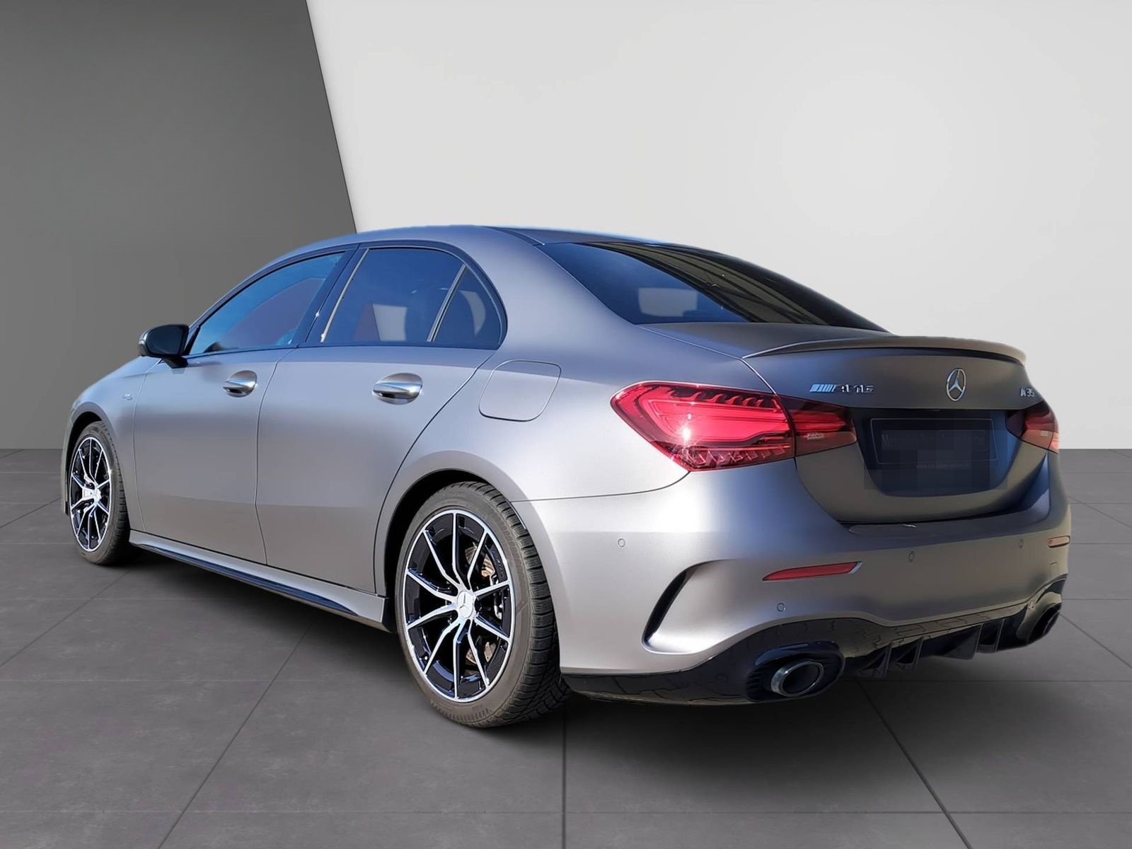 Mercedes-Benz A 35 AMG 4M Limo Night+360°+Distronic+Memo+Pano foto 4