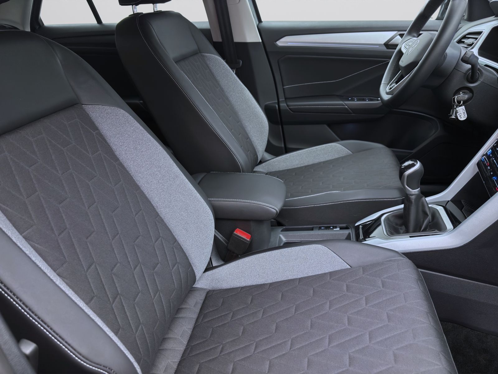 Volkswagen T-Roc 1.0 TSI GOAL NAVI KLIMA ACC SHZG foto 16