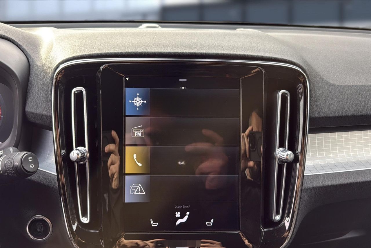 Volvo XC40 T2 Momentum Pro 2WD Bluetooth Navi LED foto 14