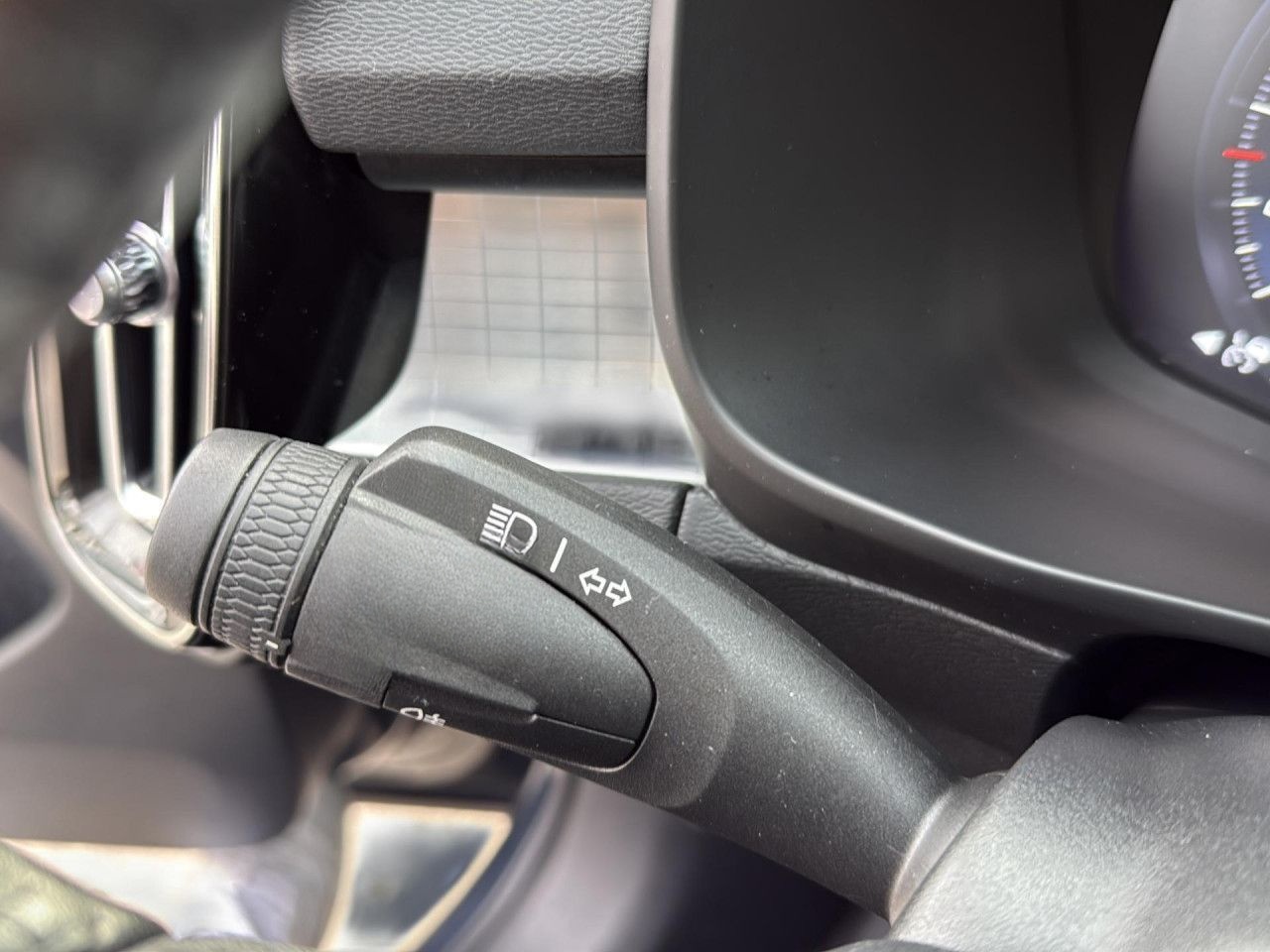 Volvo XC40 T2 Momentum Pro 2WD Bluetooth Navi LED foto 15