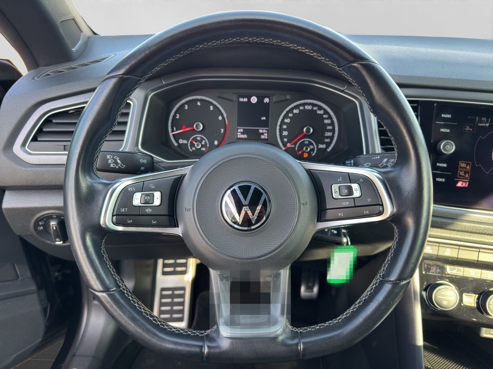 Volkswagen T-Roc Cabrio 1.5 TSI R-LINE LM18 LEDER NAVI foto 8