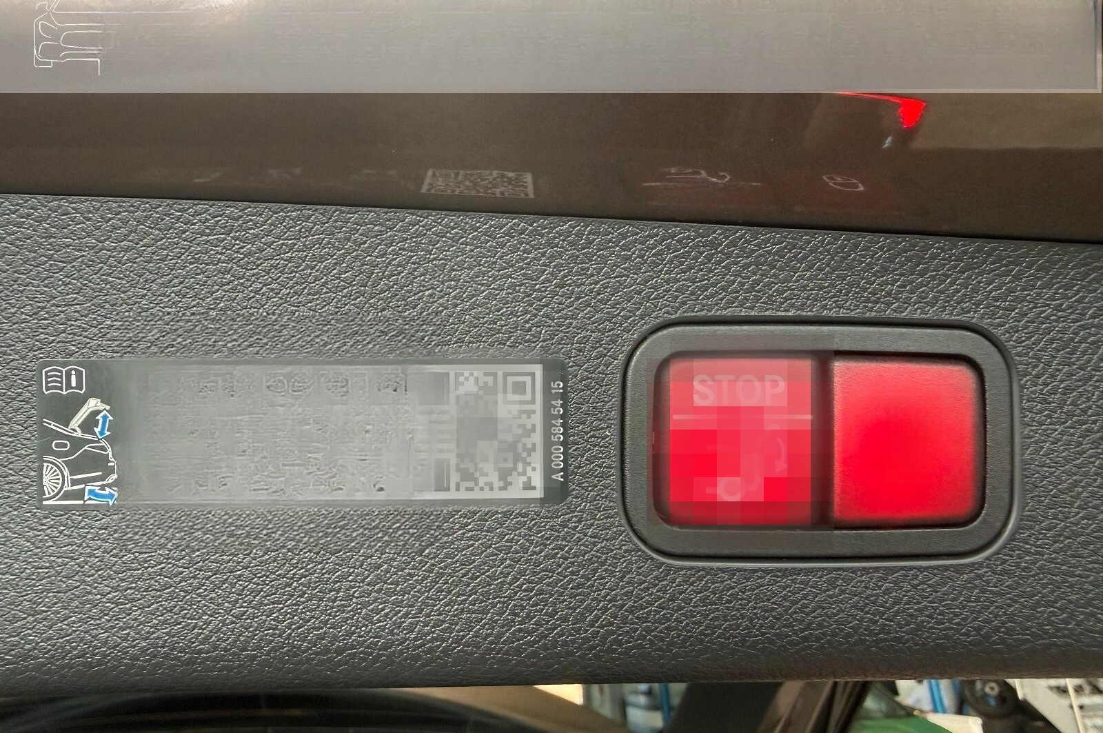 Mercedes-Benz E 300 T e AMG PREMIUM+ AIRMATIC-SUPERSCREEN- 4D! foto 19