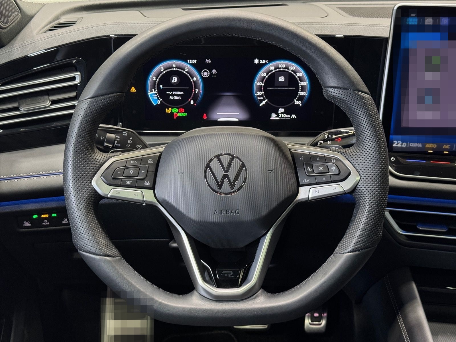 Volkswagen Tiguan R-Line 1.5 eTSI DSG | MATRIX NAVI PANO foto 7