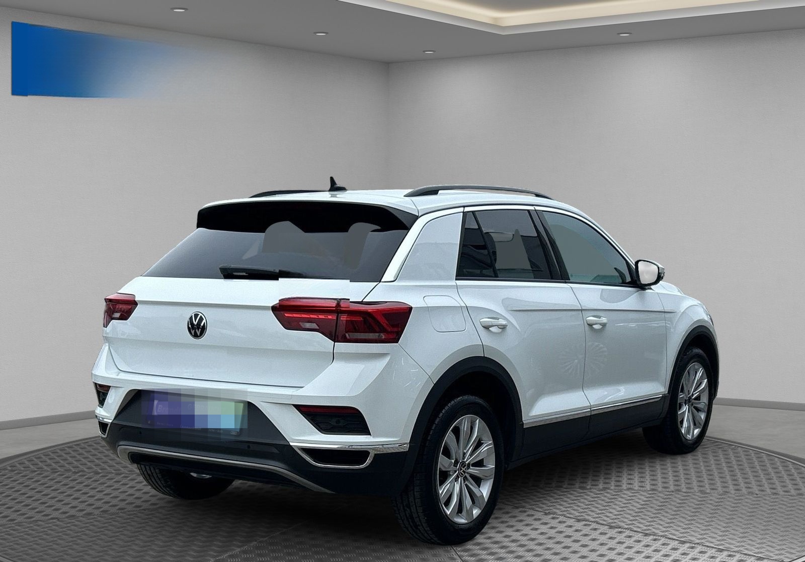Volkswagen T-Roc 1.5 TSI Sport NAVI+PDC+SHZ VO.+FH EL. foto 3