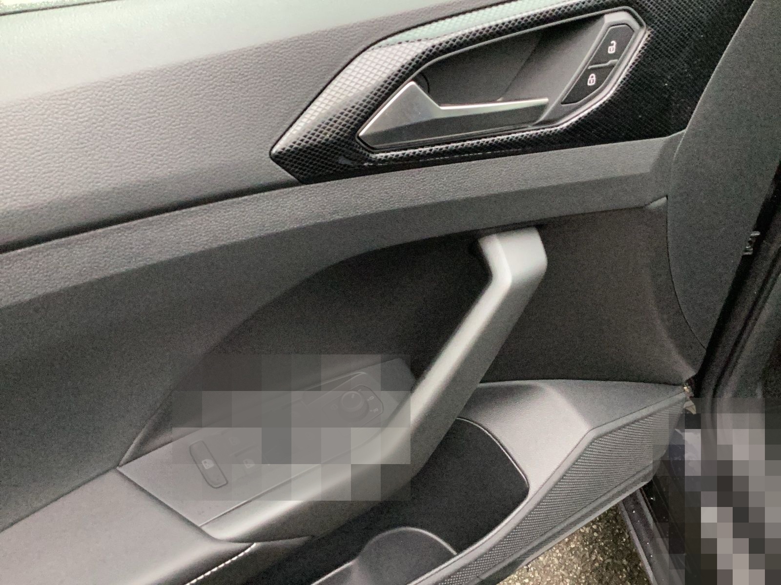 Volkswagen T-Cross 1.0 TSI DSG ENERGY LIFE AHK GJR REAR VIE foto 8