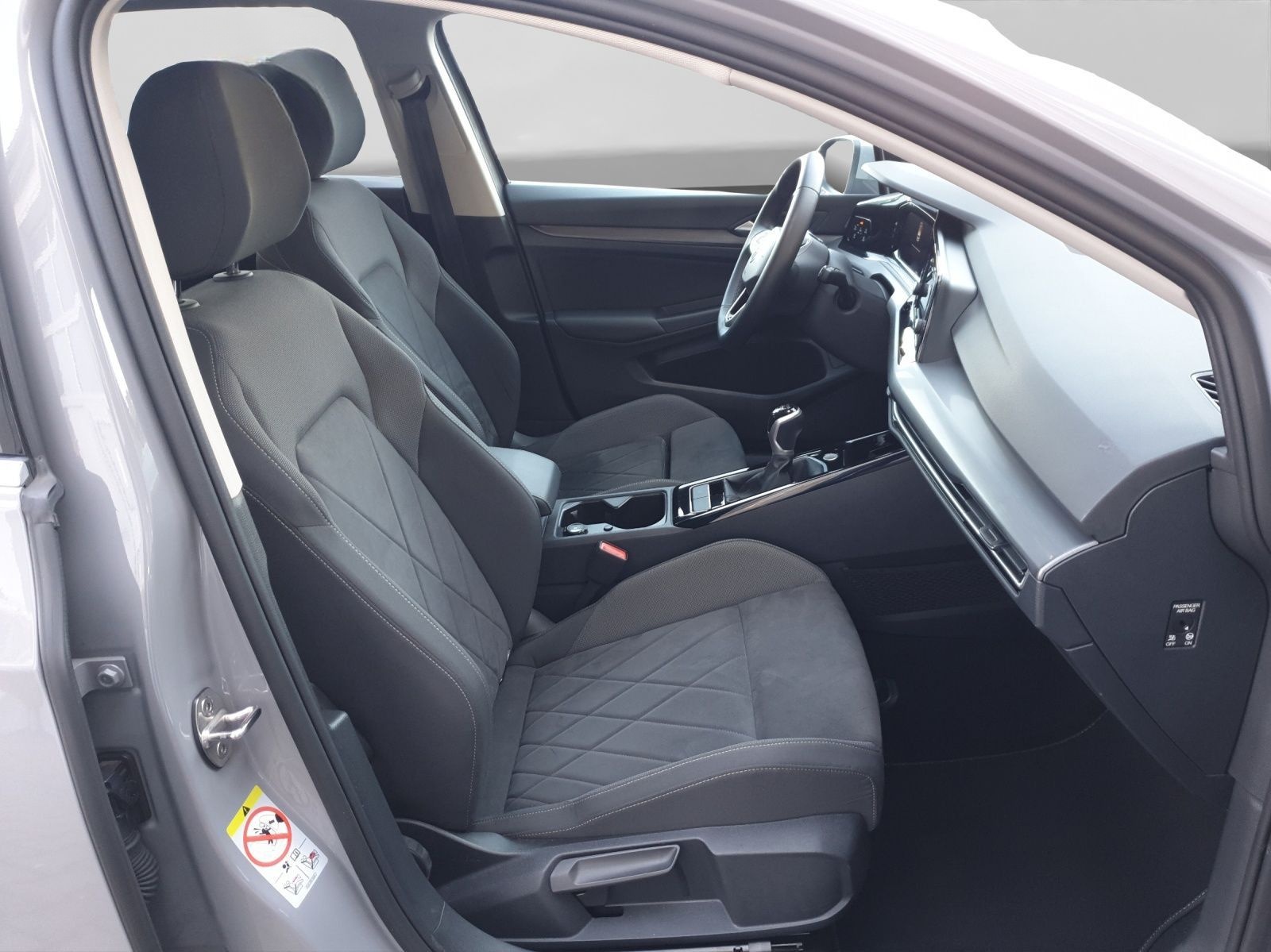 Volkswagen Golf 1.5 TSI STYLE ACC KAMERA PDC LED+ foto 4