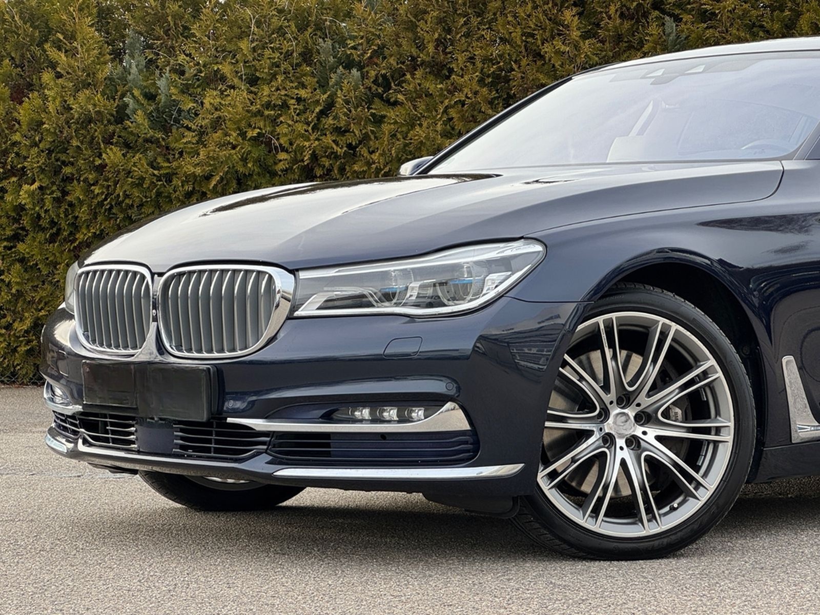 BMW 750L i xDrive Individual*Excutive-L*SKY-L*B&W* foto 32