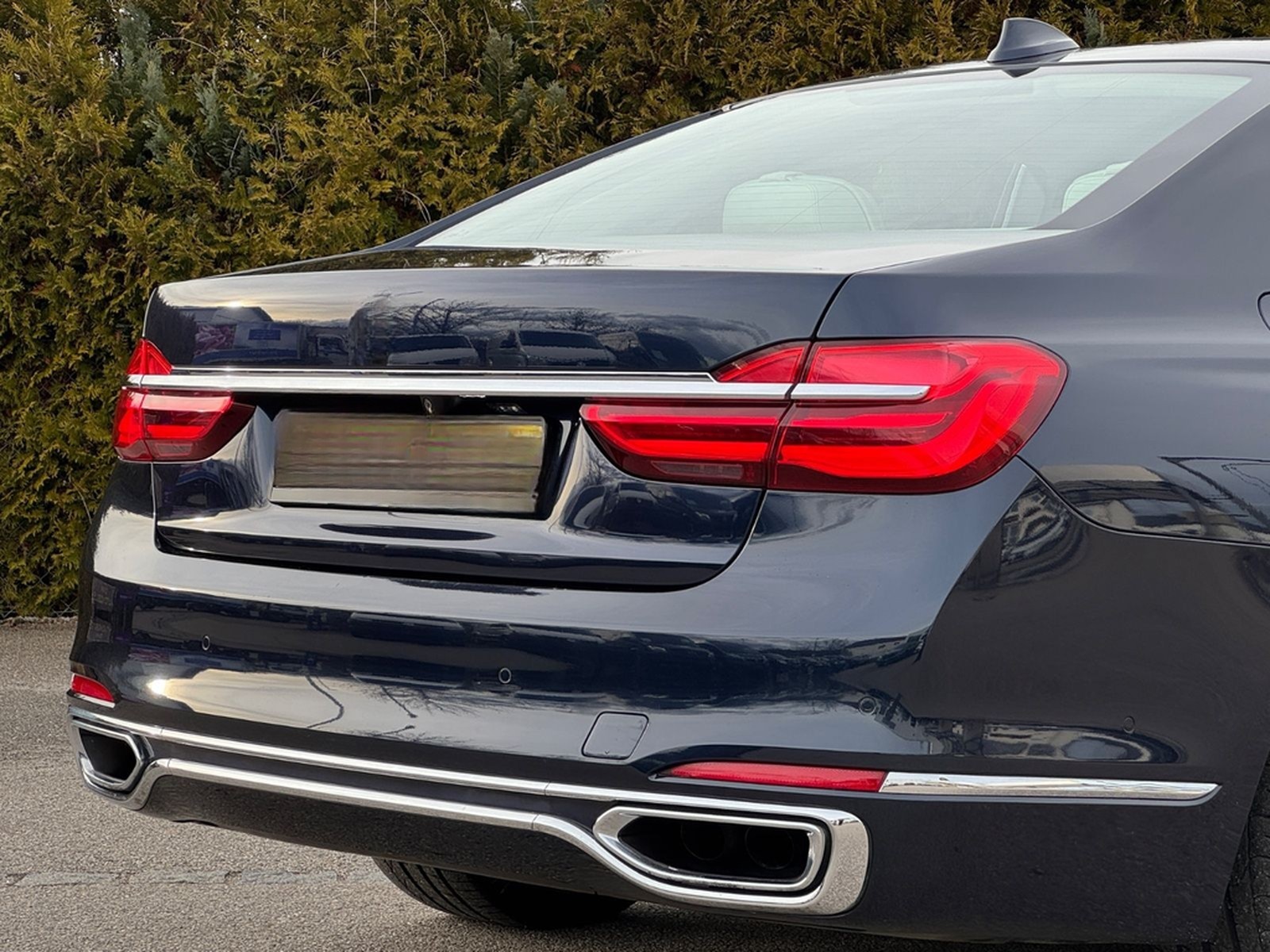 BMW 750L i xDrive Individual*Excutive-L*SKY-L*B&W* foto 38