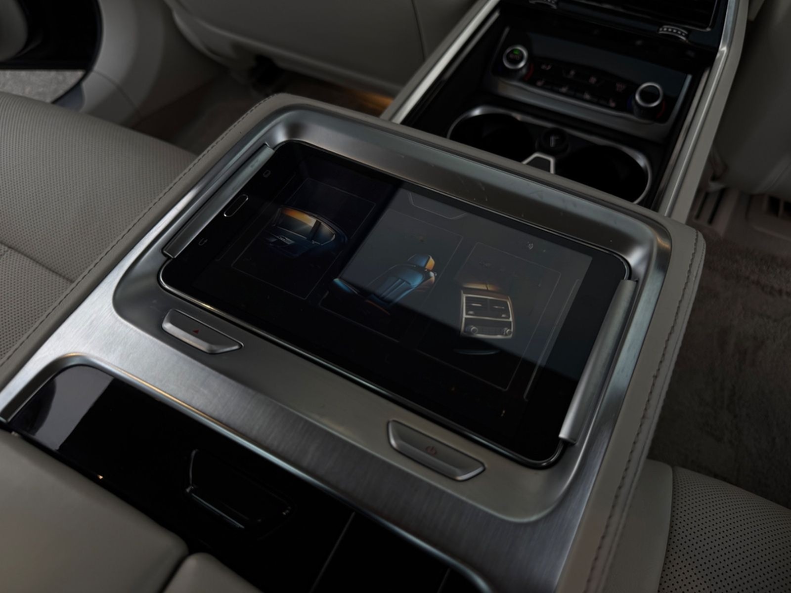 BMW 750L i xDrive Individual*Excutive-L*SKY-L*B&W* foto 50
