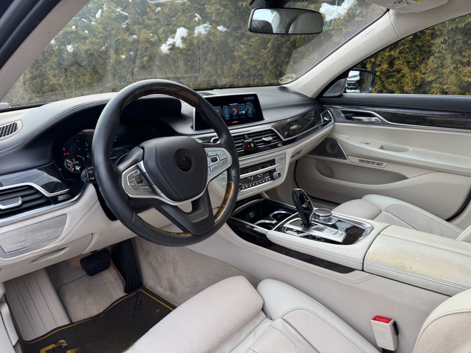 BMW 750L i xDrive Individual*Excutive-L*SKY-L*B&W* foto 10