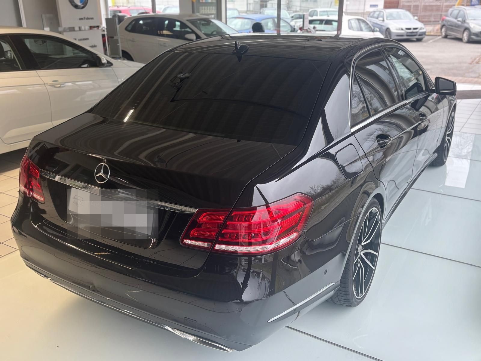 Mercedes-Benz E 350 Limousine BlueTec/LEDER/KLIMA/SHZ/NAVI/TEM foto 4