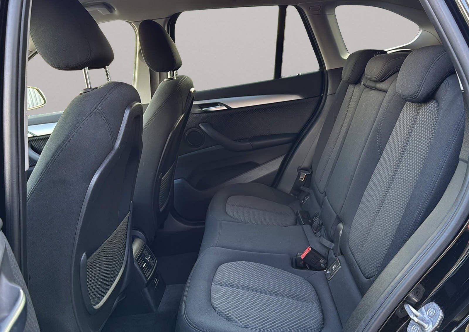 BMW X1 sDrive18i Navi Kamera LED Sitzheizung foto 7