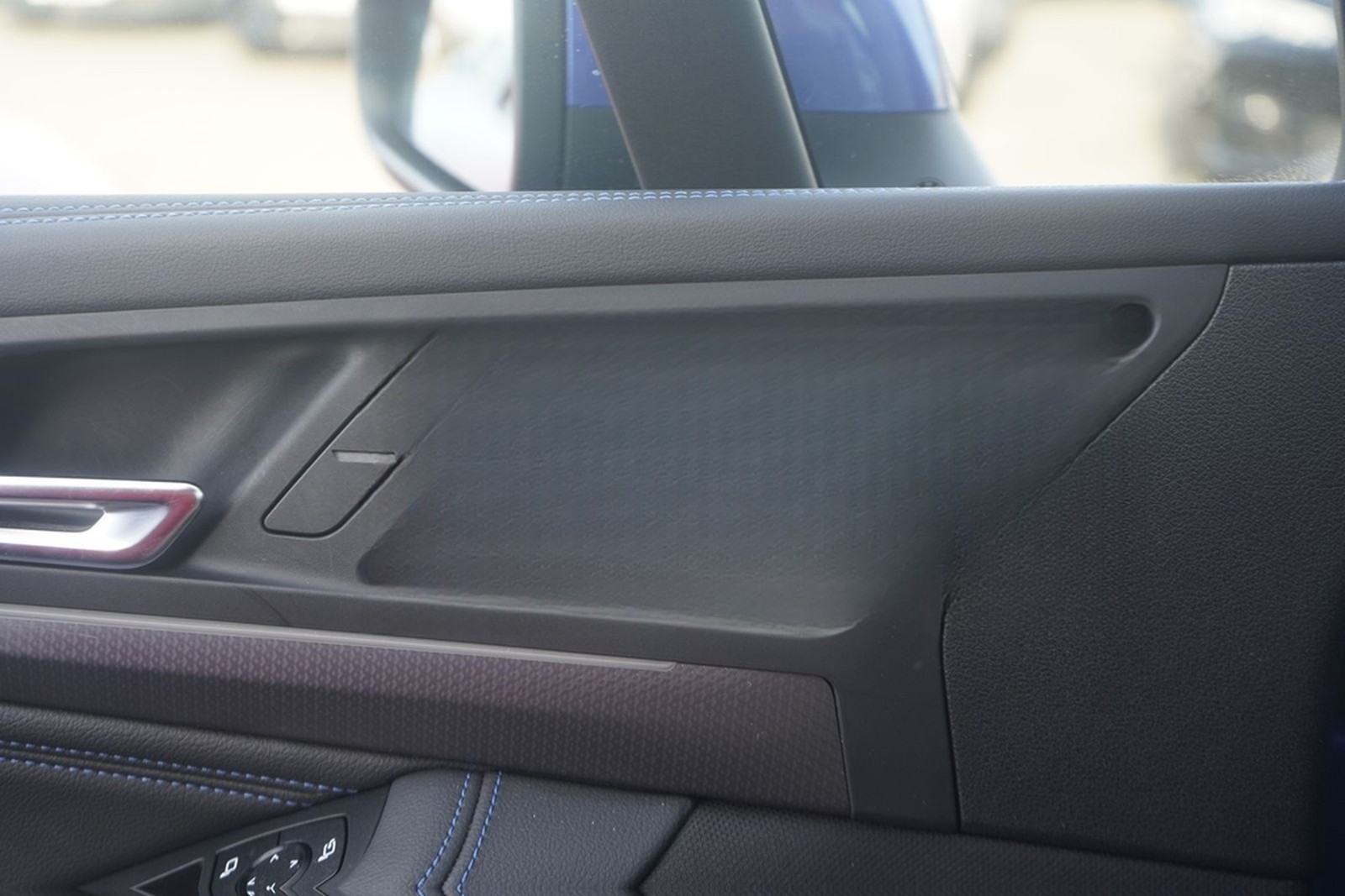 BMW 220i Active Tourer M Sport Aut. LED 360° Virtual foto 25