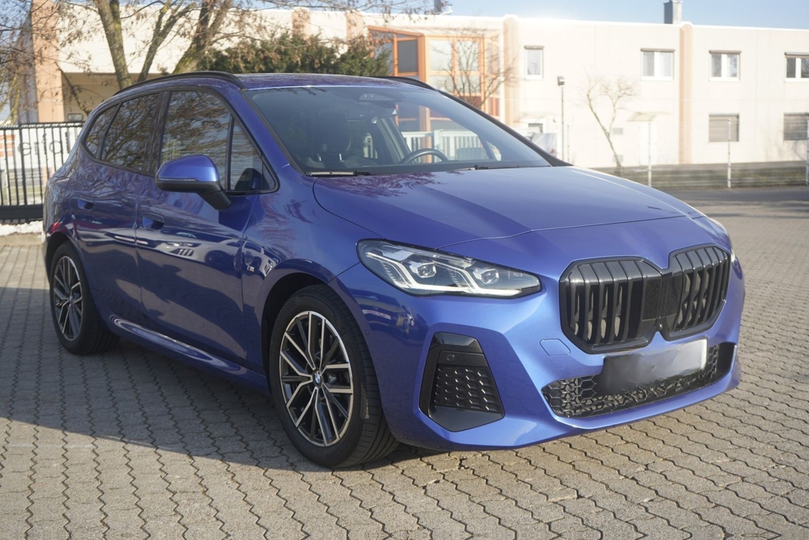BMW 220i Active Tourer M Sport Aut. LED 360° Virtual foto 4