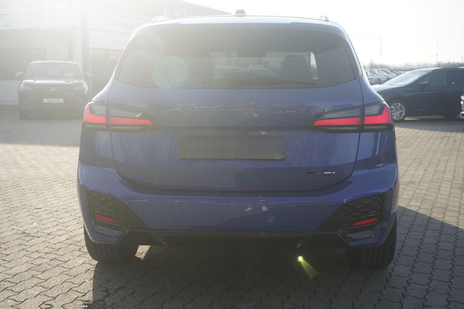 BMW 220i Active Tourer M Sport Aut. LED 360° Virtual foto 6