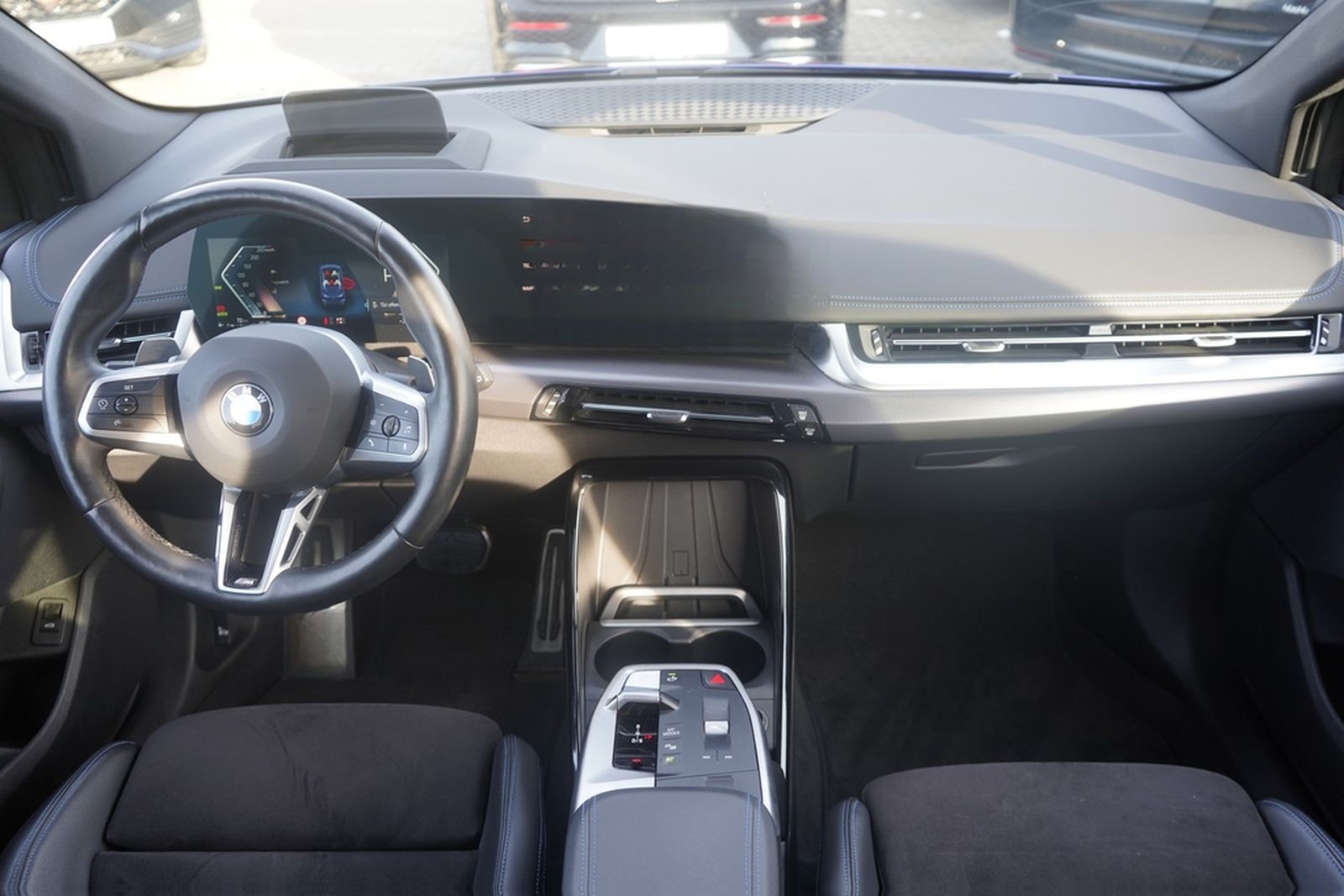 BMW 220i Active Tourer M Sport Aut. LED 360° Virtual foto 9