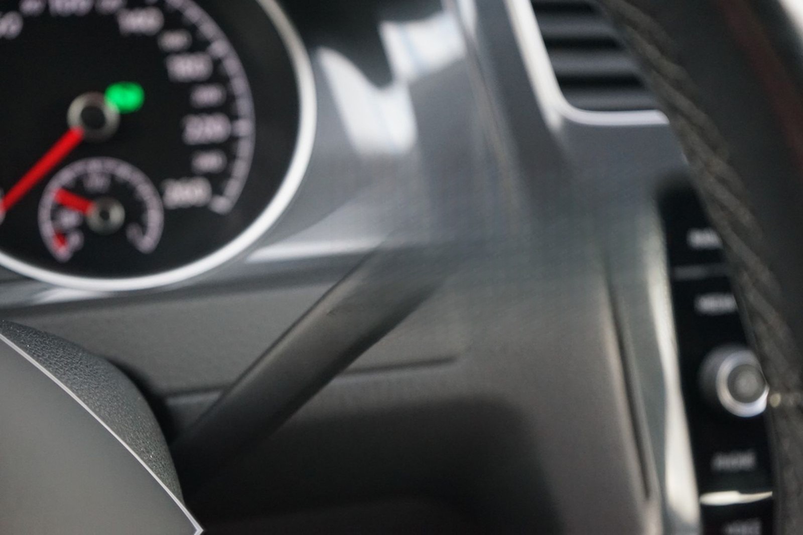 Volkswagen Golf VII Variant 1.5 TSI Navi ACC Kamera foto 24