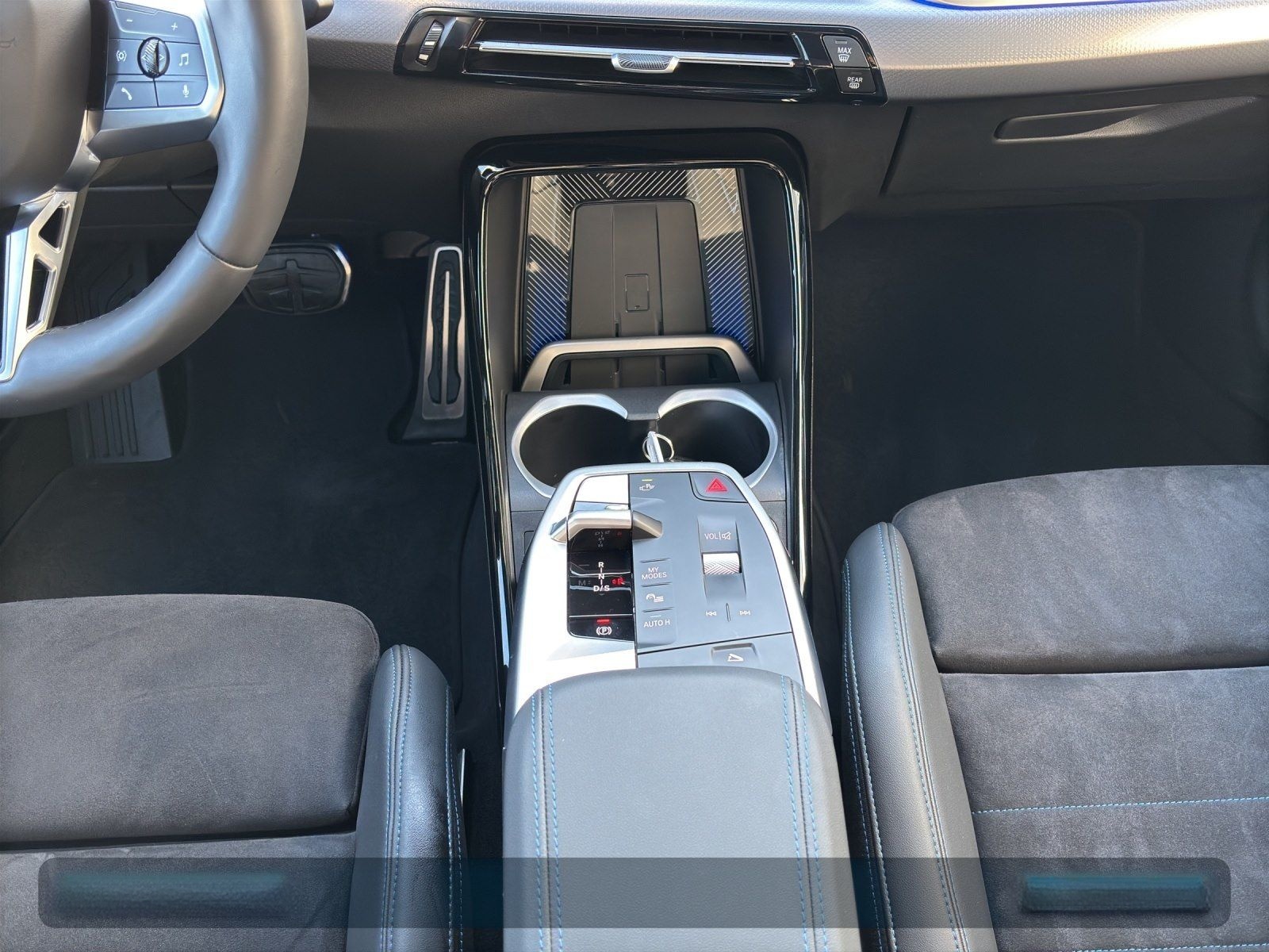 BMW X2 sDrive20d 0,69% Finan. AHK+Navi+Pano+ACC+SHZ  foto 16