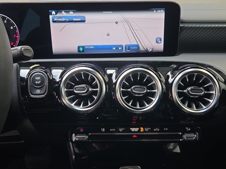 Mercedes-Benz CLA 180 Shooting Brake Edition Progressive AHK A foto 14