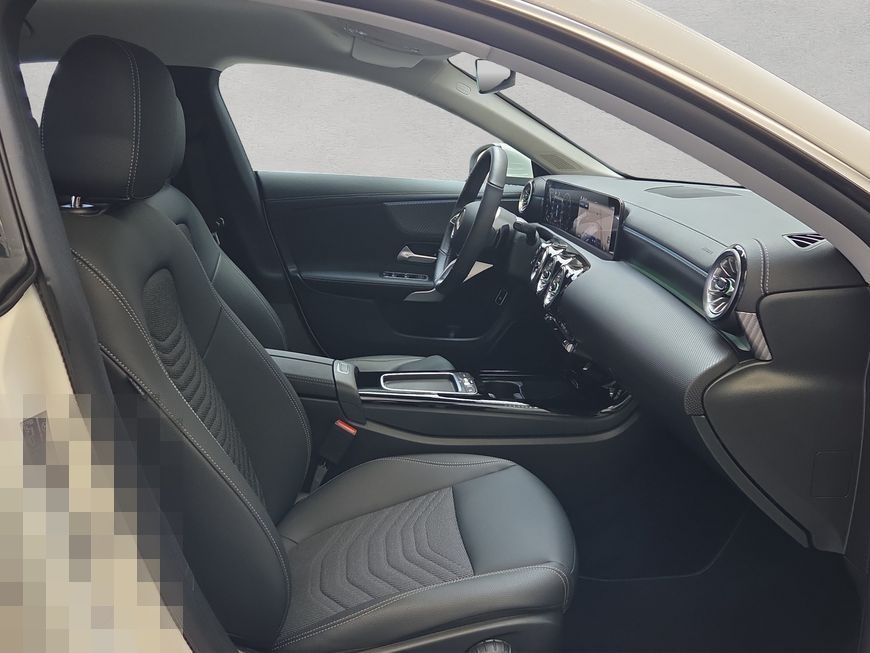 Mercedes-Benz CLA 180 Shooting Brake Edition Progressive AHK A foto 17