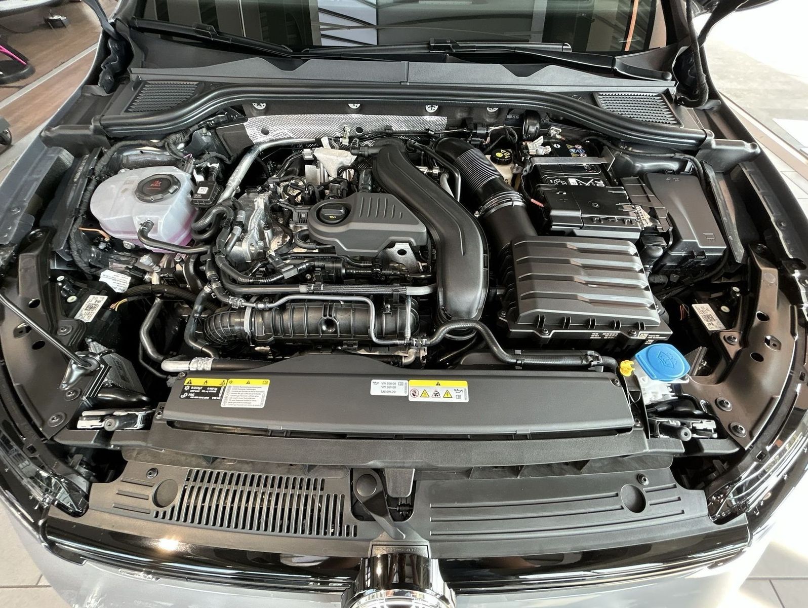 Volkswagen Golf Variant 1.5 eTSI DSG OPF R-Line BlackStyle foto 19