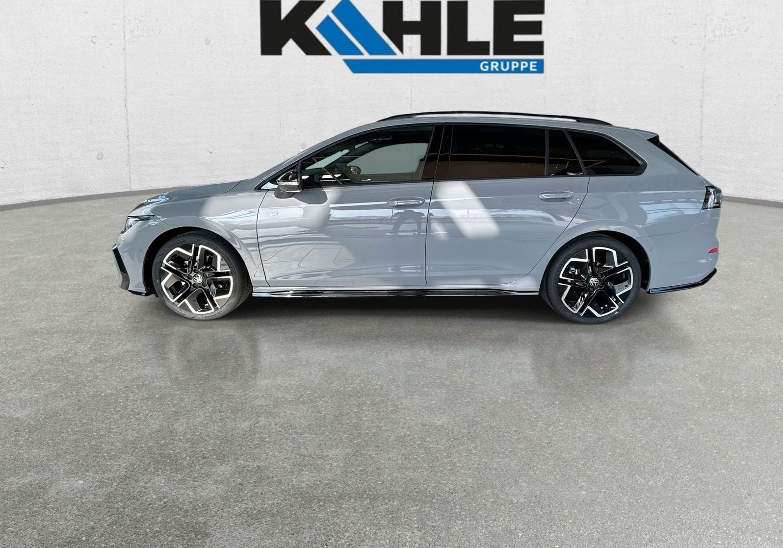 Volkswagen Golf Variant 1.5 eTSI DSG OPF R-Line BlackStyle foto 4
