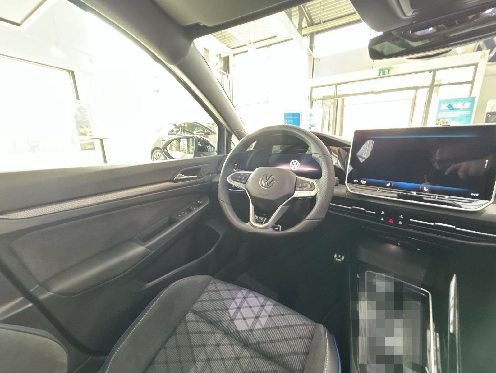 Volkswagen Golf Variant 1.5 eTSI DSG OPF R-Line BlackStyle foto 10
