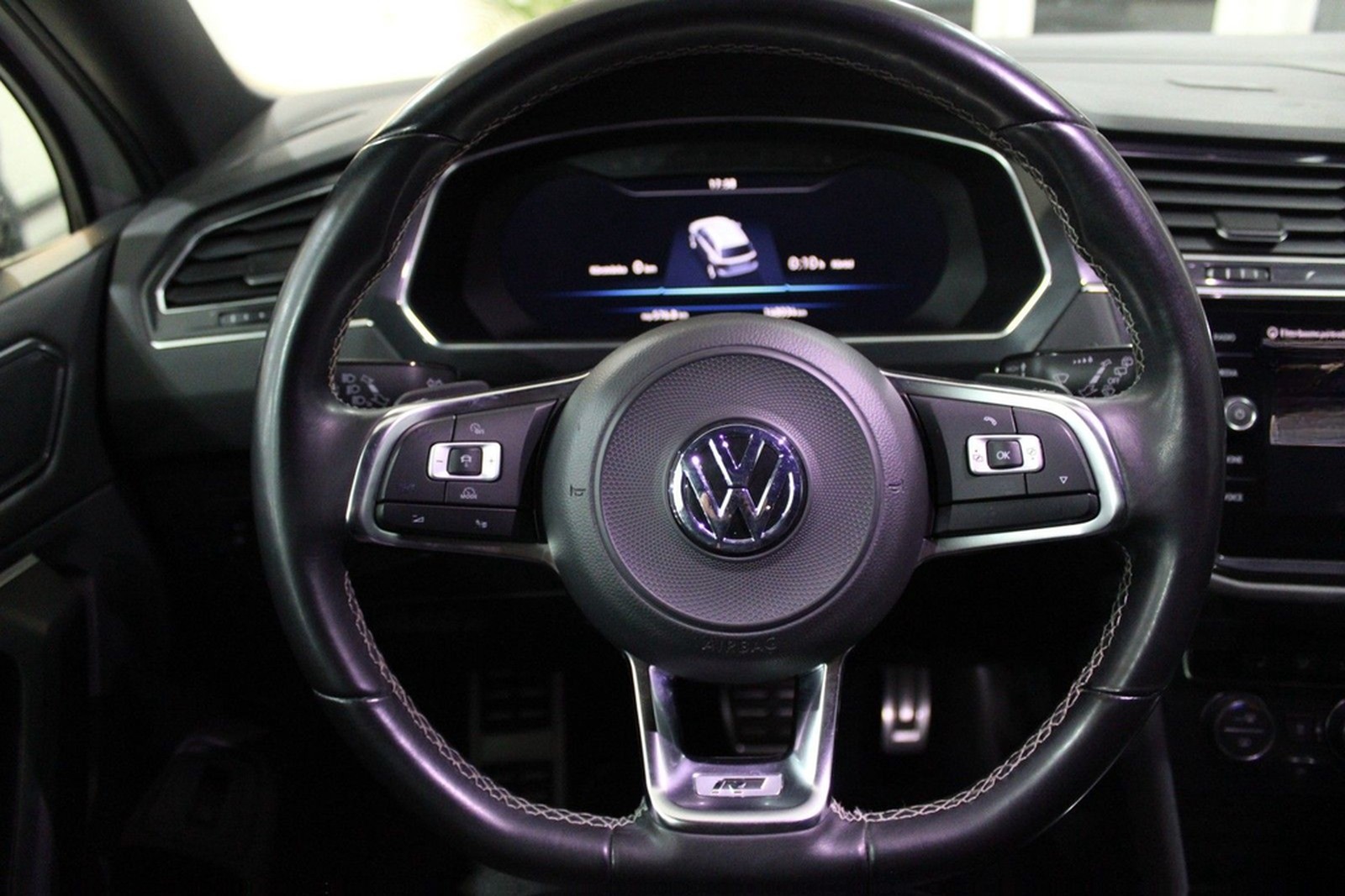 Volkswagen Tiguan Allspace Highline/R-LINE 4Motion foto 18